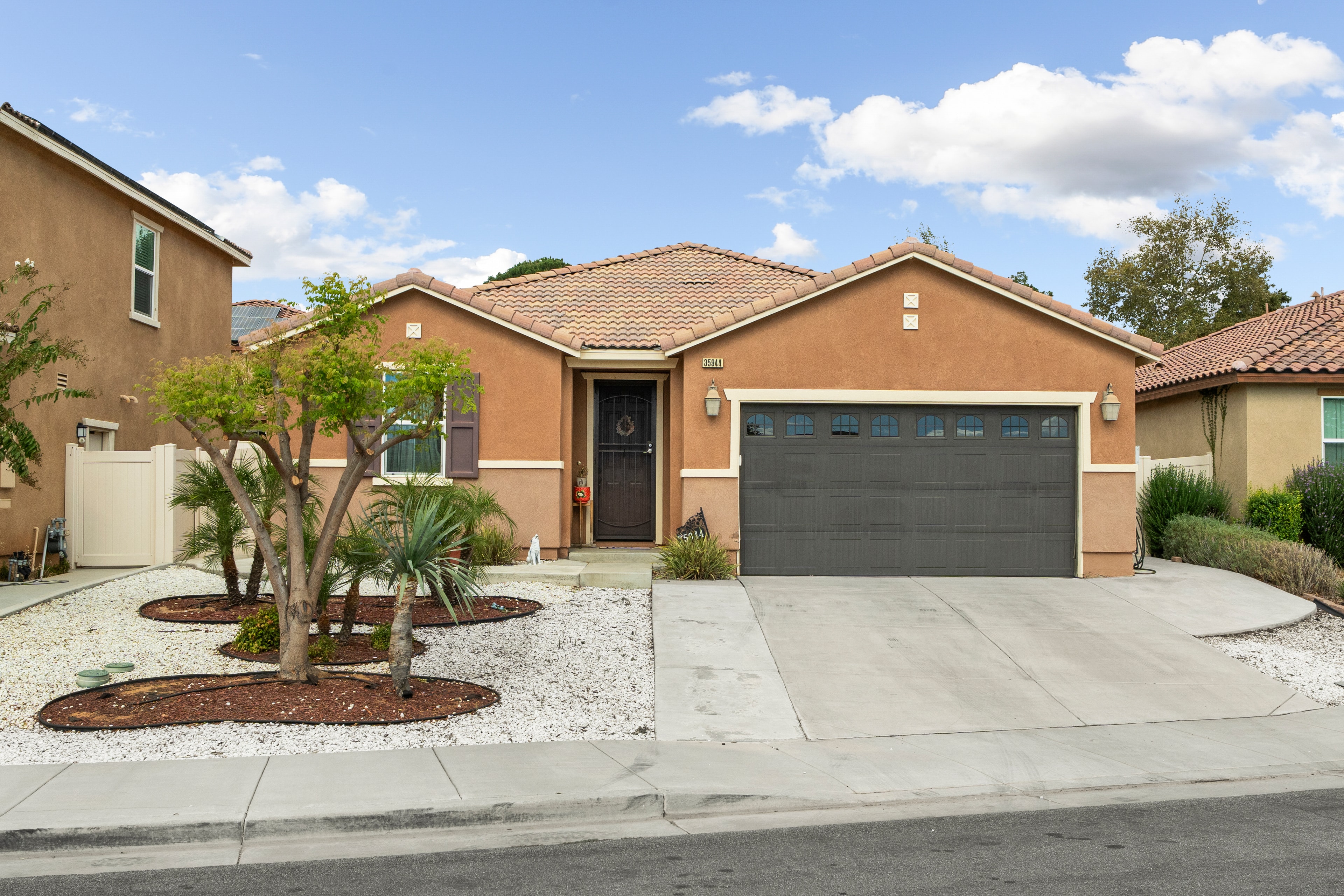 35944 Dylan Ct